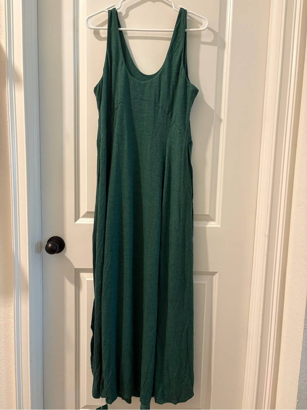 HALARA Sleeveless Maxi Dress in Deep Green